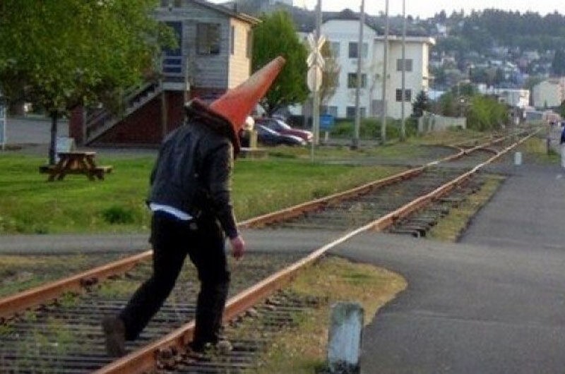 15 безумных изображений, которые заставляют усомниться в адекватности человечества (16 фото) 15 безумных изображений, которые заставляют усомниться в адекватности человечества (16 фото)