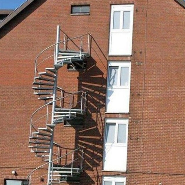 Эпично: 30 дизайнерских и строительных ляпов (31 фото) Эпично: 30 дизайнерских и строительных ляпов (31 фото)