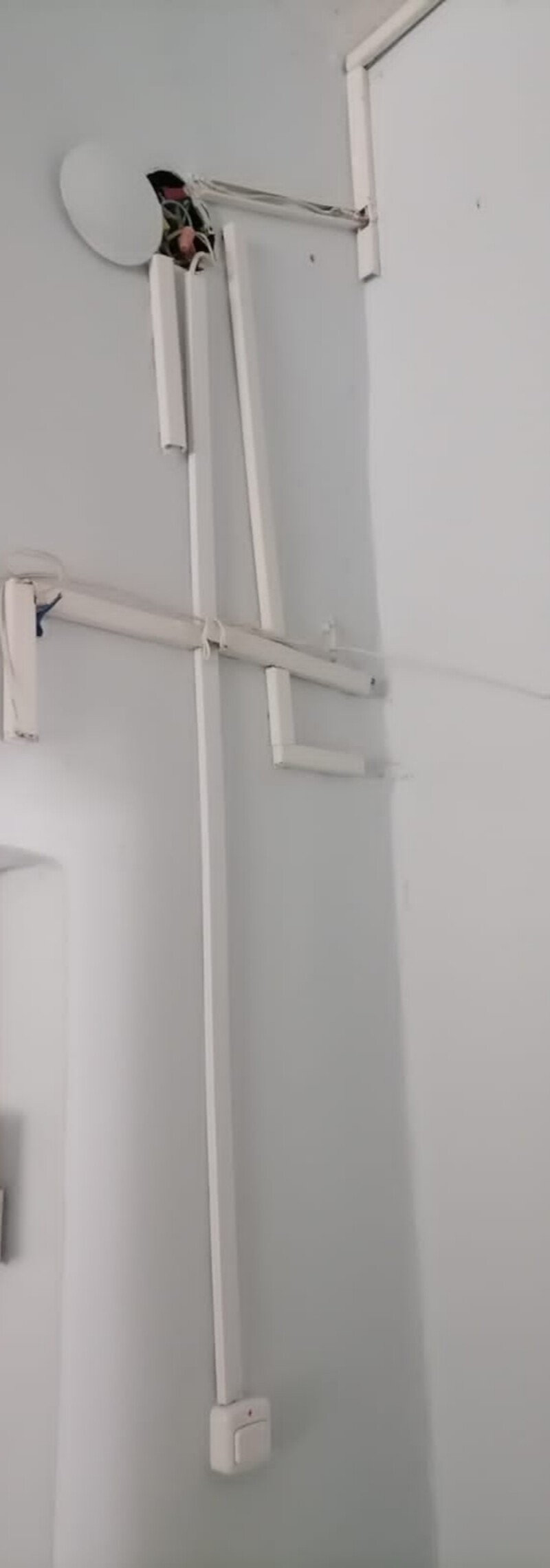 Мастера, работающие в стиле "сойдёт и так" продолжают удивлять окружающих (17 фото)