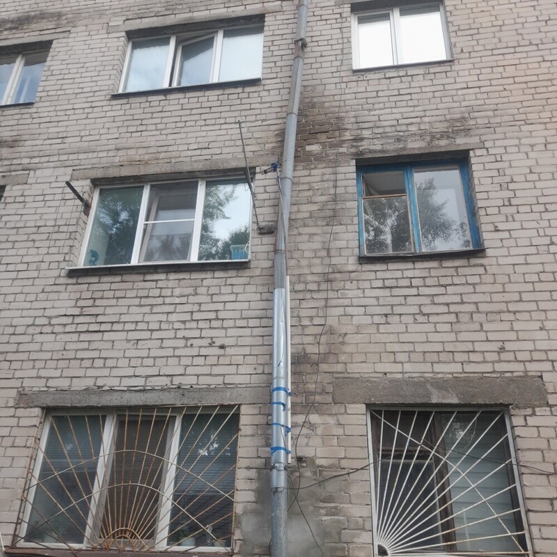 Мастера, работающие в стиле "сойдёт и так" продолжают удивлять окружающих (17 фото)