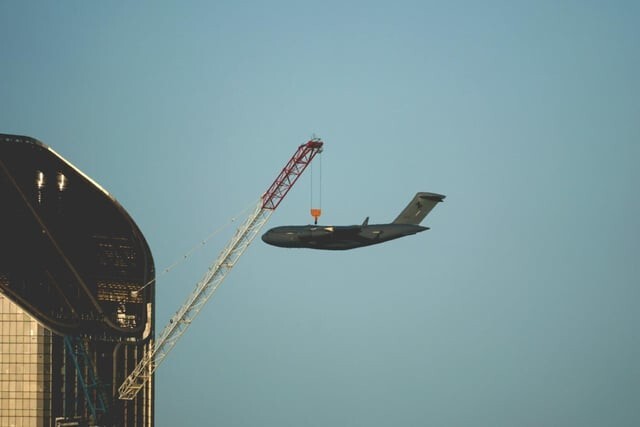 18 обманчивых фото, глядя на которые так и хочется хорошенько проморгаться (19 фото)