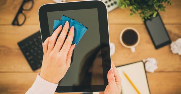 Как правильно ухаживать за экраном смартфона и ноутбука